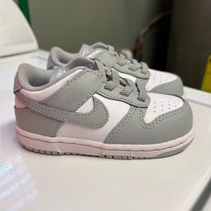 7c Nike Dunk Low (TDE) Sneakers